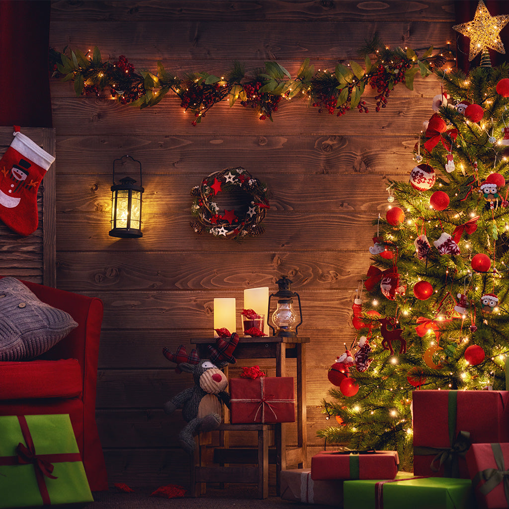 Beautiful Living Room Decorated for Christmas